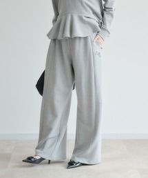 TRANOI. TORAワッペンカーブスウェットパンツ