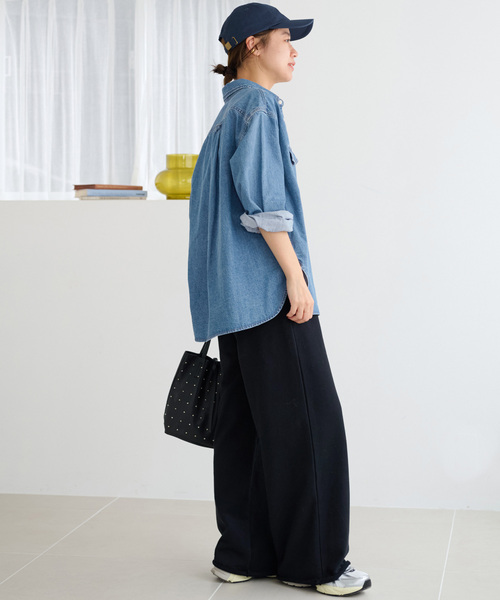 JOURNAL STANDARD relume(ジャーナルスタンダード レリューム)の「《追加7 / 新色》9oz デニムワークシャツ(シャツ/ブラウス・レディース・ブラウン/ブルー・FREE)」の13枚目の写真