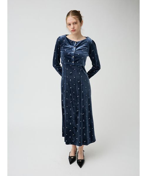 LILY BROWN(リリーブラウン)の「ベロア刺繍カーディガン(カーディガン/ボレロ・レディース・アイボリー/ブルー/ブラック・F)」の7枚目の写真