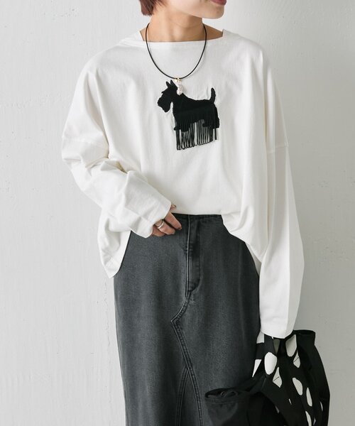 ear PAPILLONNER(イアパピヨネ)の「わんちゃんフリンジロングTシャツ【SUM1 STYLE】(Tシャツ/カットソー・レディース・ホワイト・FREE)」の1枚目の写真