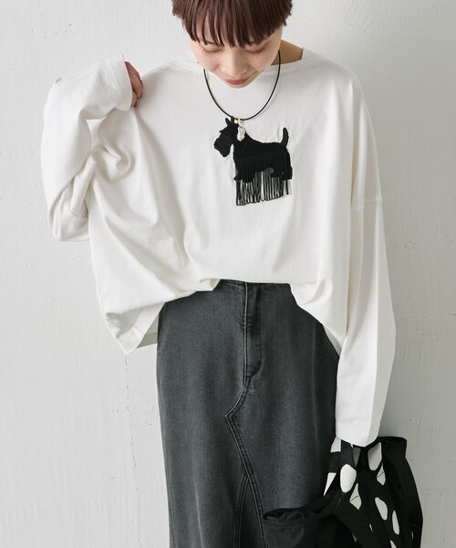 ear PAPILLONNER(イアパピヨネ)の「わんちゃんフリンジロングTシャツ【SUM1 STYLE】(Tシャツ/カットソー・レディース・ホワイト・FREE)」の2枚目の写真