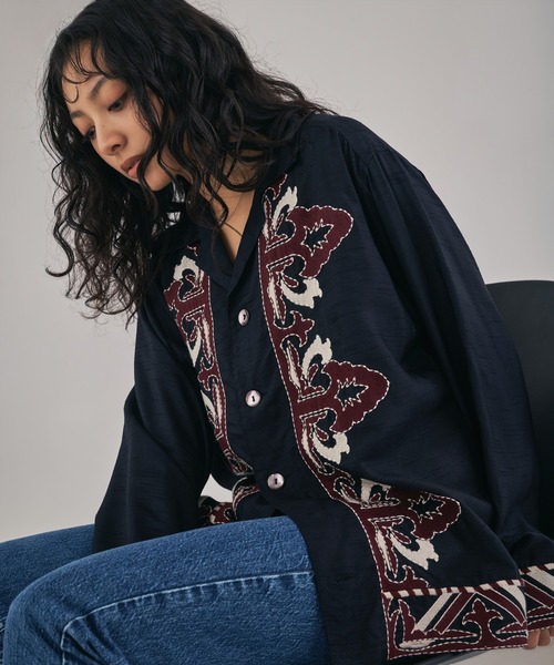 LEIN(リーン)の「【MEN , WOMEN】オーナメント刺繍スラブレーヨンシャツ(シャツ/ブラウス・レディース・オフホワイト/ブラック・FREE)」の19枚目の写真