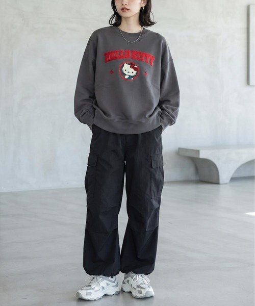 sanrio(サンリオ)の「【SANRIO/サンリオ】キャラクターサガラ刺繍裏起毛クルーネックスウェットトレーナー(WIDE)(スウェット・レディース・パープル/グリーン/クリーム/スミクロ・LARGE/MEDIUM)」の16枚目の写真