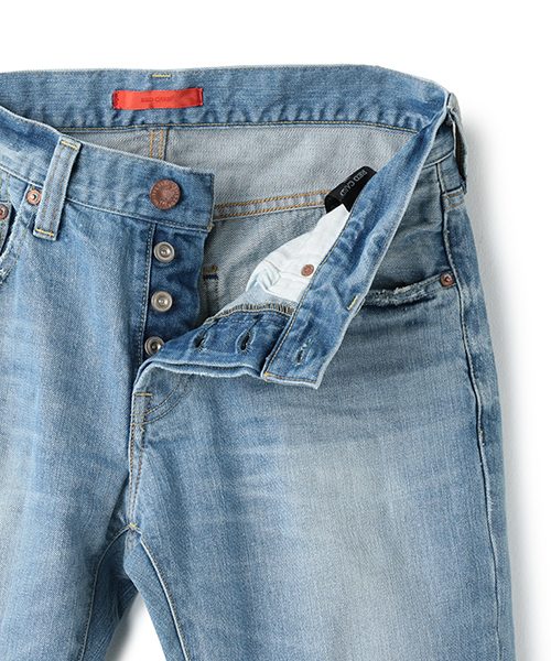 RED CARD TOKYO（レッドカード）の「RED CARD / “RHYTHM”ヴィンテージ加工デニムパンツ（デニムパンツ・メンズ・ライトブルー・28/29/30/31/32/33）」の14枚目の写真