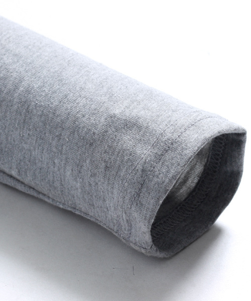 MONO-MART（モノマート）の「T/C 裾サイドZIP ロング丈カットソー（Tシャツ/カットソー・メンズ・オフホワイト/グレー/ブラック・M/L）」の6枚目の写真