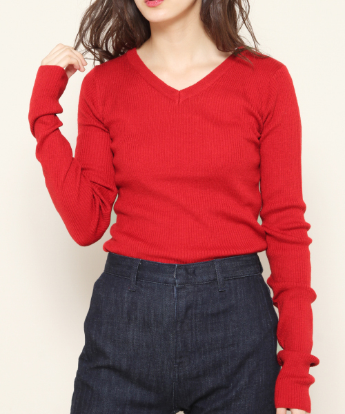 PAGEBOY(ページボーイ)の「ウール混リブVネックニット(ニット/セーター・レディース・オフホワイト/ブラック/モカ/ブルー/レッド・FREE)」の2枚目の写真