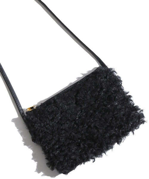 WEGO（ウィゴー）の「WEGO/プチプラプードルファーミニショルダーバッグ（ショルダーバッグ・レディース・ブラック/グレー/ライトピンク/アイボリー/ブラウン・FREE）」の3枚目の写真