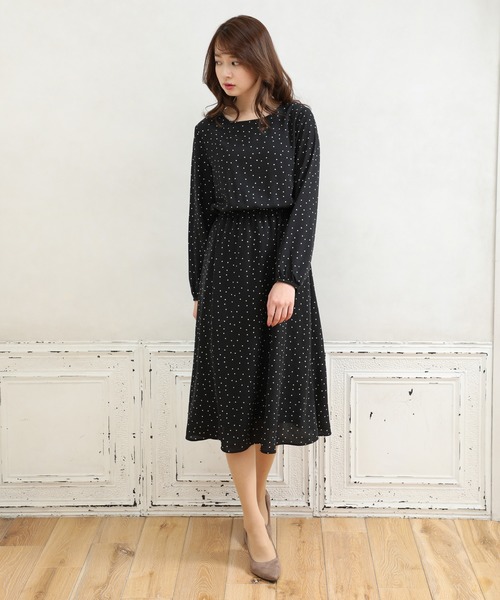 Honeys（ハニーズ）の「【水玉/ドット/フラワー/花柄】レトロひざ丈ミモレ丈ブラウジングワンピース（ワンピース・レディース・ベージュ系その他/ホワイト×ホワイト/ブラック系その他・L/M/S）」の2枚目の写真