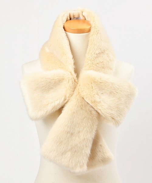 Casselini(キャセリーニ)の「リボンティペット(マフラー・レディース・グレー/アイボリー・FREE)」の8枚目の写真