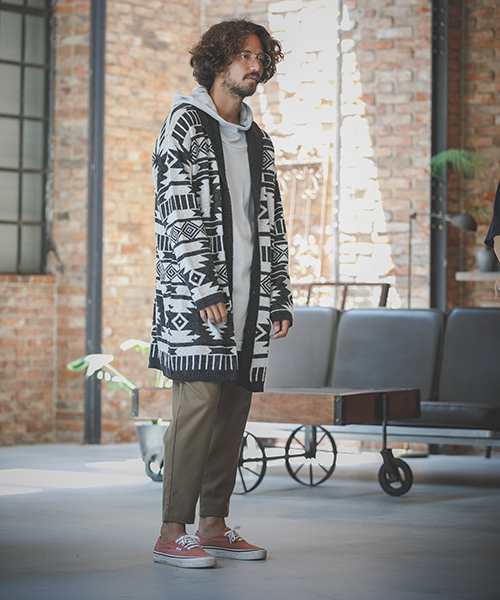 ANGENEHM（アンゲネーム）の「mp6332-TR Tuck Wide Tapered Pants パンツ(MADE IN JAPAN)（その他パンツ・メンズ・キャメル/チャコール/ブラック・S/M/L）」の20枚目の写真