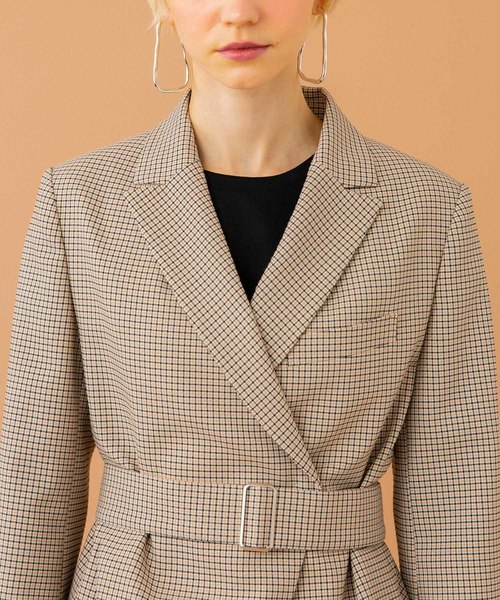 UNITED TOKYO(ユナイテッドトウキョウ)の「アシメフロントジャケット(テーラードジャケット・レディース・マルチ/ベージュ/ピンク・1)」の11枚目の写真