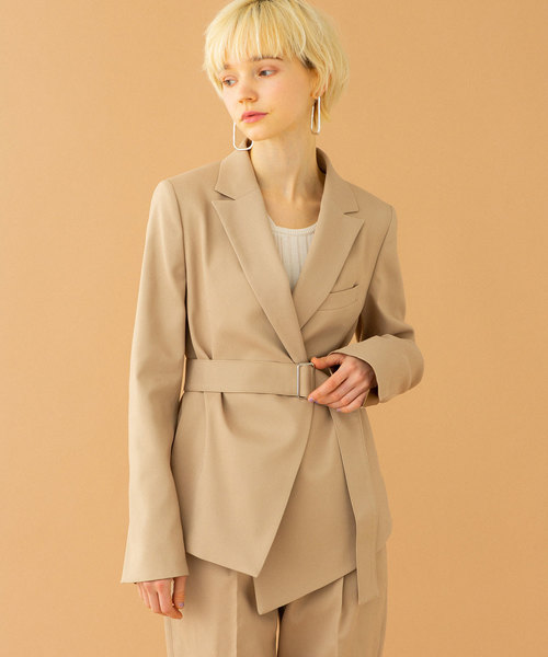 UNITED TOKYO(ユナイテッドトウキョウ)の「アシメフロントジャケット(テーラードジャケット・レディース・マルチ/ベージュ/ピンク・1)」の16枚目の写真