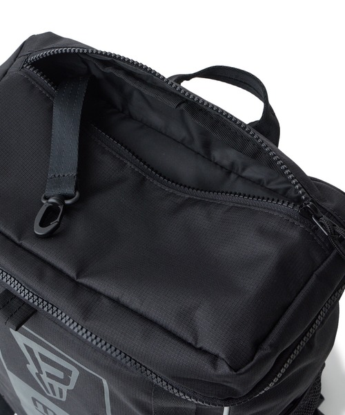 NEW ERA（ニューエラ）の「ニューエラ キッズ リュック 15L ボックスパック NEW ERA KIDS（バックパック/リュック・キッズ・ブラック系その他/ブラック系その他2/タイガーカモ/ブルー系その他/ブラック系その他3/ブラック系その他4/ブラック/ブラック系その他5/ストーン・FREE）」の20枚目の写真