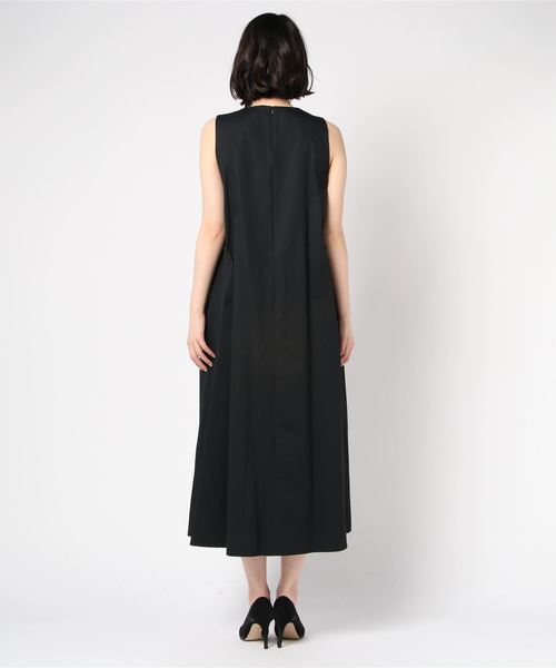 MIDIUMISOLID（ミディウミソリッド）の「MIDIUMISOLID(ミディウミソリッド)  2way スリーブレスロングワンピース（ワンピース・レディース・ブラック/ベージュ・FREE）」の3枚目の写真