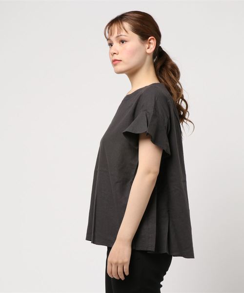 AMERICAN HOLIC（アメリカンホリック）の「麻混バックタックフレアブラウス（シャツ/ブラウス・レディース・オフホワイト/チャコールグレー/ブルー・FREE）」の5枚目の写真