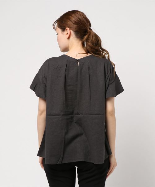 AMERICAN HOLIC（アメリカンホリック）の「麻混バックタックフレアブラウス（シャツ/ブラウス・レディース・オフホワイト/チャコールグレー/ブルー・FREE）」の4枚目の写真