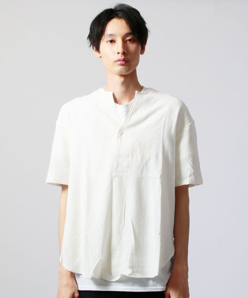 ASTRONOMY(アストロノミー)の「コットンリネンルーズシルエットスキッパーシャツ(Tシャツ/カットソー・メンズ・ブラック/グレー/ナチュラル・L/M)」の12枚目の写真
