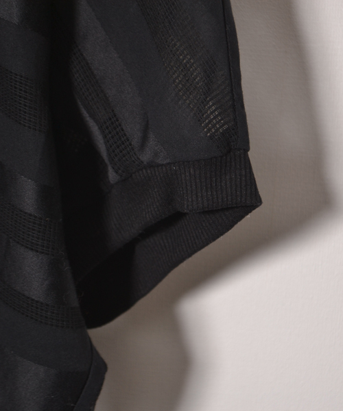 AMERICAN RAG CIE(アメリカンラグシー)の「スウェット風BU/207-ASH-L141-BU175(シャツ/ブラウス・レディース・ブラック/オフホワイト・FREE)」の7枚目の写真