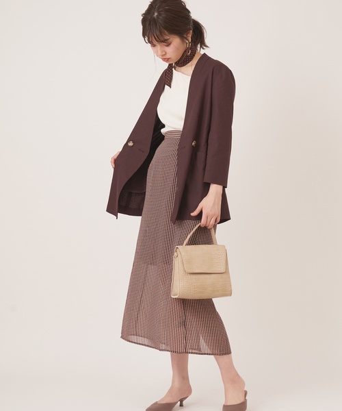 natural couture(ナチュラルクチュール)の「スカーフ付きテレコワンショルT(Tシャツ/カットソー・レディース・オフホワイト/ブラック/ブラウン・FREE)」の15枚目の写真