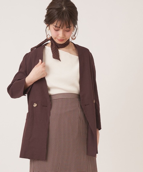 natural couture(ナチュラルクチュール)の「スカーフ付きテレコワンショルT(Tシャツ/カットソー・レディース・オフホワイト/ブラック/ブラウン・FREE)」の10枚目の写真