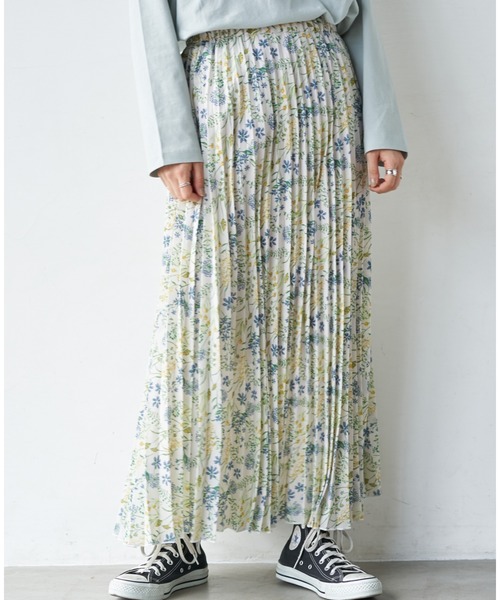 AMERICAN HOLIC(アメリカンホリック)の「フレアプリーツスカート(スカート・レディース・ライトグレー/ネイビー/その他/マルチ/ラベンダー/チェック/ブラック系その他5・MEDIUM/LARGE)」の6枚目の写真