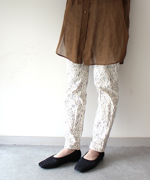 JELLY BEANS(ジェリービーンズ)の「メッシュフラットパンプス【Made in Japn】(103-58811)JELLY BEANS Riche(ジェリービーンズ リッシェ)(パンプス・レディース・ブラック/アイボリー/ベージュ/ブラウン・22.5/23/23.5/24/24.5)」の16枚目の写真