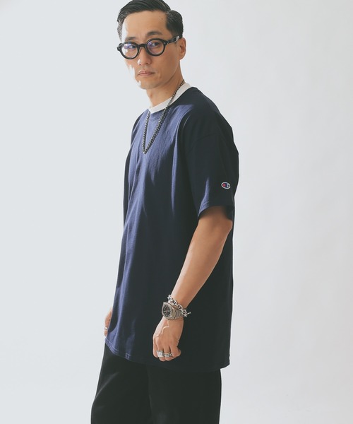 Champion（チャンピオン）の「Champion T525C 6oz S/S スタンダード Tシャツ（Tシャツ/カットソー・メンズ・オートミール/グリーン/オレンジ/ブラック/ホワイト/チャコールグレー/パープル/ネイビー/グレー/ブルー/レッド/マルーン・M/L/S/XL/XXL）」の8枚目の写真