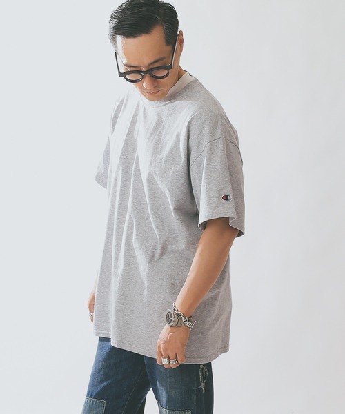 Champion（チャンピオン）の「Champion T525C 6oz S/S スタンダード Tシャツ（Tシャツ/カットソー・メンズ・オートミール/グリーン/オレンジ/ブラック/ホワイト/チャコールグレー/パープル/ネイビー/グレー/ブルー/レッド/マルーン・M/L/S/XL/XXL）」の19枚目の写真