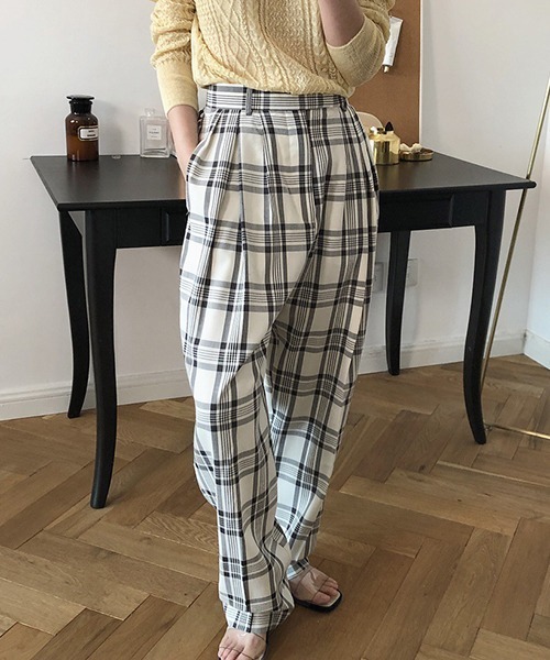 chuclla（チュクラ）の「【chuclla】チェック タックスラックス chw1103（スラックス・レディース・ホワイト/カーキ・S/M）」の3枚目の写真