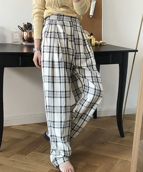 chuclla（チュクラ）の「【chuclla】チェック タックスラックス chw1103（スラックス・レディース・ホワイト/カーキ・S/M）」の4枚目の写真