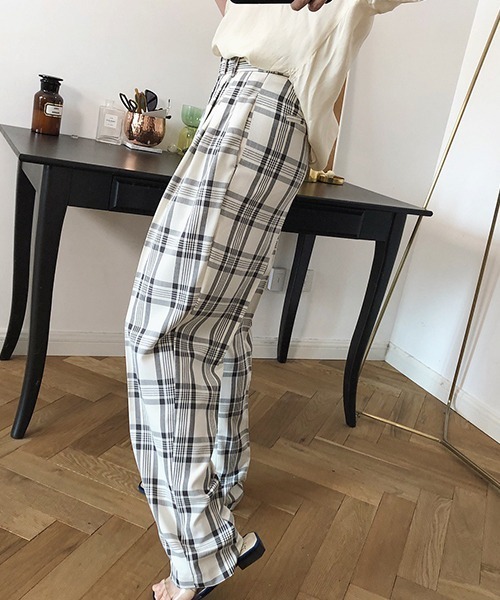 chuclla（チュクラ）の「【chuclla】チェック タックスラックス chw1103（スラックス・レディース・ホワイト/カーキ・S/M）」の5枚目の写真