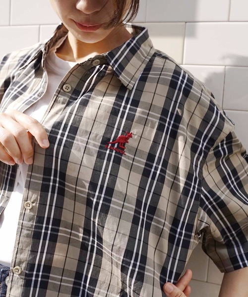 KANGOL(カンゴール)の「【KANGOL/カンゴール】チェックシャツワンピース ビッグシルエット/オーバーサイズ ワンポイント(シャツワンピース・レディース・ホワイト/ベージュ/ブラウン・LARGE/MEDIUM)」の5枚目の写真