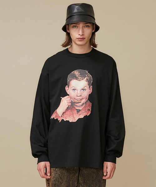 Name.（ネーム）の「【Name.】NORMAN ROCKWELLプリントロングスリーブTシャツ "BOY"/NMCU-20AW-006（Tシャツ/カットソー・メンズ・ブラック/ホワイト・1/2/0）」の12枚目の写真