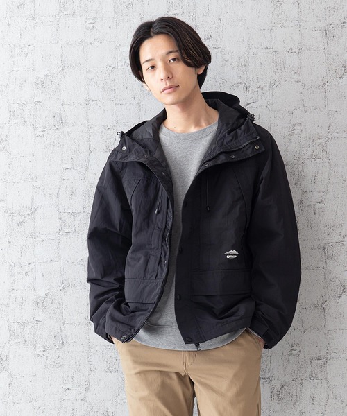 OUTDOOR PRODUCTS APPAREL(アウトドアプロダクツアパレル)の「切替マウンテンパーカー 着るBAGシリーズ ポケット10個 撥水加工 収納力抜群 ハーネス仕様 体温調節を容易にできる仕様(マウンテンパーカー・メンズ・ブラック/オリーブ・MEDIUM/LARGE/X-LARGE)」の21枚目の写真