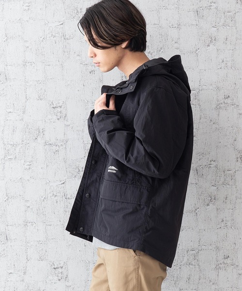 OUTDOOR PRODUCTS APPAREL(アウトドアプロダクツアパレル)の「切替マウンテンパーカー 着るBAGシリーズ ポケット10個 撥水加工 収納力抜群 ハーネス仕様 体温調節を容易にできる仕様(マウンテンパーカー・メンズ・ブラック/オリーブ・MEDIUM/LARGE/X-LARGE)」の19枚目の写真