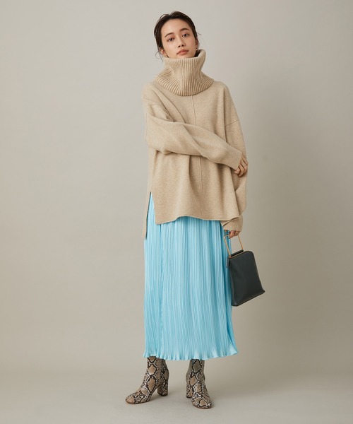 ADAM ET ROPE'（アダムエロペ）の「【セットアイテム】スヌードつきWIDEプルオーバー（ニット/セーター・レディース・オフホワイト/ベージュ・FREE）」の18枚目の写真