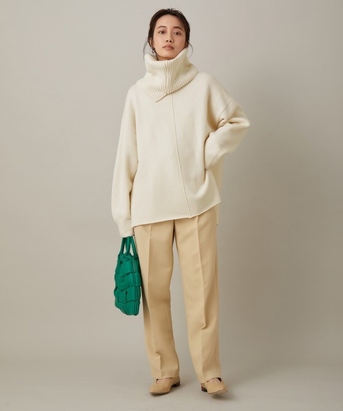 ADAM ET ROPE'（アダムエロペ）の「【セットアイテム】スヌードつきWIDEプルオーバー（ニット/セーター・レディース・オフホワイト/ベージュ・FREE）」の17枚目の写真