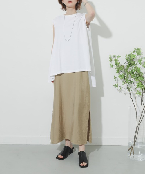 SENSE OF PLACE by URBAN RESEARCH（センスオブプレイスバイアーバンリサーチ）の「オーガニックコットンノースリーブTシャツ（Tシャツ/カットソー・レディース・ライトカーキ/ライトベージュ/オフホワイト/ベージュ/ブラック・ONE）」の2枚目の写真