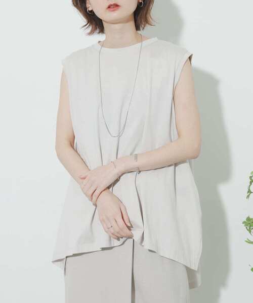 SENSE OF PLACE by URBAN RESEARCH（センスオブプレイスバイアーバンリサーチ）の「オーガニックコットンノースリーブTシャツ（Tシャツ/カットソー・レディース・ライトカーキ/ライトベージュ/オフホワイト/ベージュ/ブラック・ONE）」の4枚目の写真