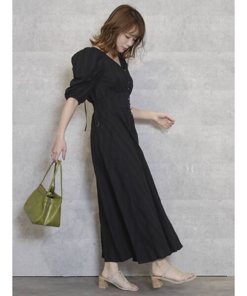 dazzlin（ダズリン）の「コットンバックオープンフレアワンピース（ワンピース・レディース・オフホワイト/ブラック/ベージュ・FREE）」の12枚目の写真