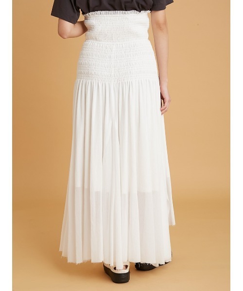 emmi（エミ）の「【emmi yoga】Select by aya yoga 2Way シャーリングスカート（スカート・レディース・オレンジ/アイボリー・FREE）」の3枚目の写真