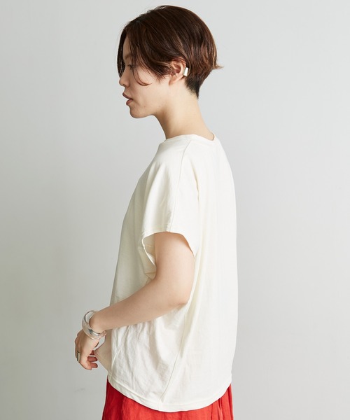 note et silence （ノートエシロンス）の「ハイト天竺ハイウェット　フレンチT（Tシャツ/カットソー・レディース・ホワイト/チャコールグレー/ブルー/ボルドー/グレー・FREE）」の12枚目の写真