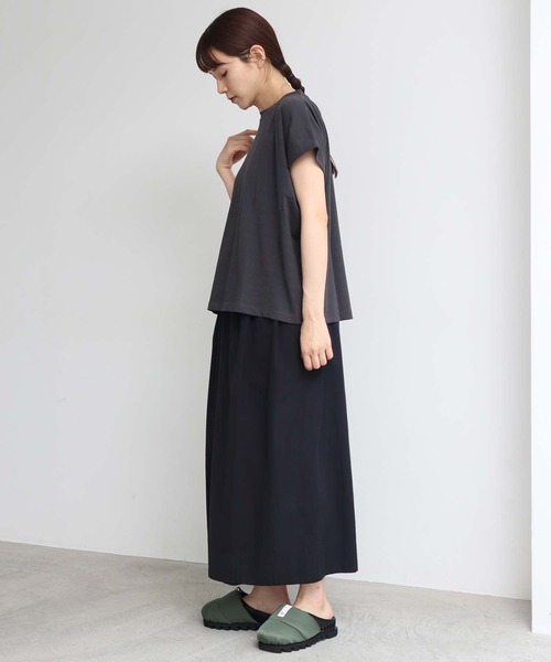 note et silence （ノートエシロンス）の「ハイト天竺ハイウェット　フレンチT（Tシャツ/カットソー・レディース・ホワイト/チャコールグレー/ブルー/ボルドー/グレー・FREE）」の21枚目の写真