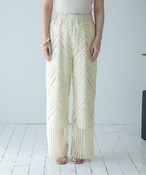 Eimee Law(エイミーロウ)の「パネルレースリラックスPT(その他パンツ・レディース・ブラック/アイボリー・38)」の10枚目の写真
