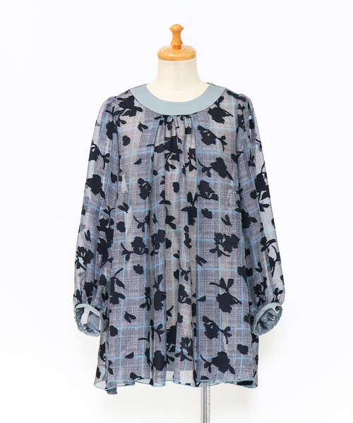 AS KNOW AS de base（アズノゥアズドゥバズ）の「ブラウスもブルゾンもプルオーバー（チュニック・レディース・ライトカーキ/ライトブルー・FREE）」の5枚目の写真