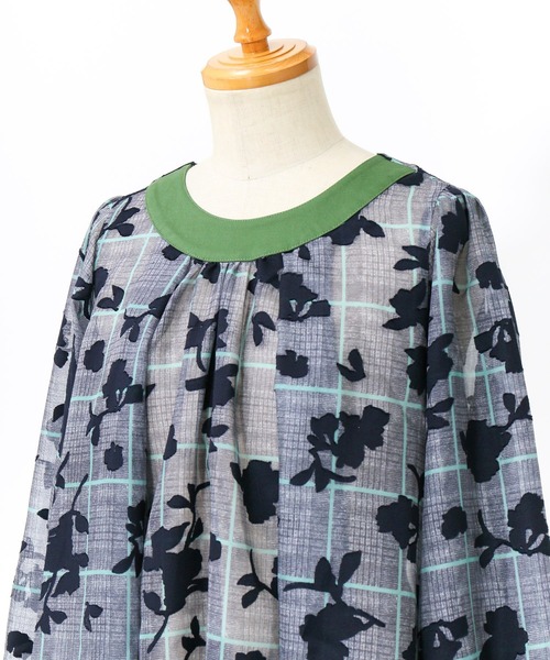 AS KNOW AS de base（アズノゥアズドゥバズ）の「ブラウスもブルゾンもプルオーバー（チュニック・レディース・ライトカーキ/ライトブルー・FREE）」の15枚目の写真