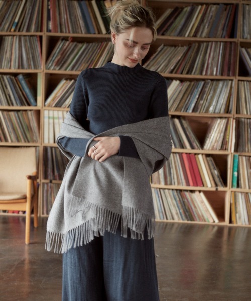 DRWCYS（ドロシーズ）の「ウォッシャブルウール無地ストール（ストール/ショール・レディース・ブラック/グレー/アイボリー・FREE）」の10枚目の写真