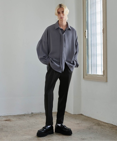Loose/ルース(ルース)の「ドレープラスター スリムテーパードスラックス【セットアップ対応】(スラックス・メンズ・ブラック/グレー系その他/ブラウン系その他・S/M/L)」の4枚目の写真