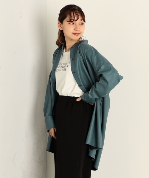 fredy emue（フレディエミュ）の「フェイクレザーバンドカラーシャツ（シャツ/ブラウス・レディース・ブラウン/キナリ/グレイッシュブルー・38）」の12枚目の写真