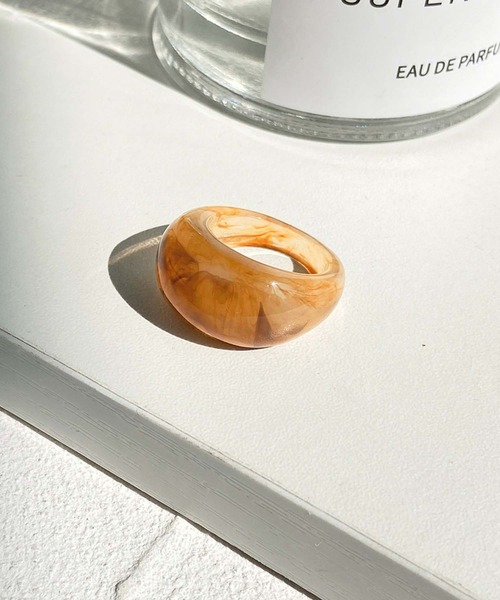 juweel(ユウェル)の「ワイド マーブル アクリルリング(リング・レディース・A/B/C/D/E/F/G/H/I/J・FREE)」の4枚目の写真